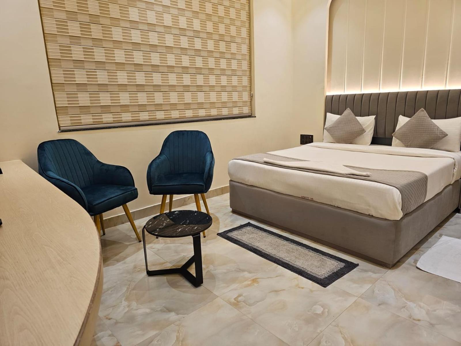 Hotel The Glass House نويدا الكبرى المظهر الخارجي الصورة